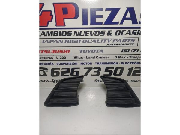 TOYOTA  HILUX  KN  2.5  D4D   2010 – 2014  **** REJILLAS  PARAGOLPES DELANTERO  I + D