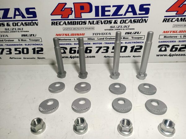 MITSUBISHI MONTERO 3.2 DID  2000-2020 **** KIT TORNILLOS  ALINEADORES EXCENTRICOS  D + T